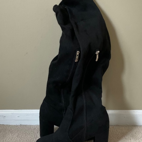 Liz Claiborne micro-suede over the knee boots - size 7-7.5 - Picture 3 of 4